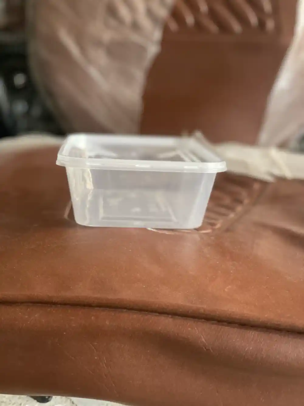 750 M.L food containers