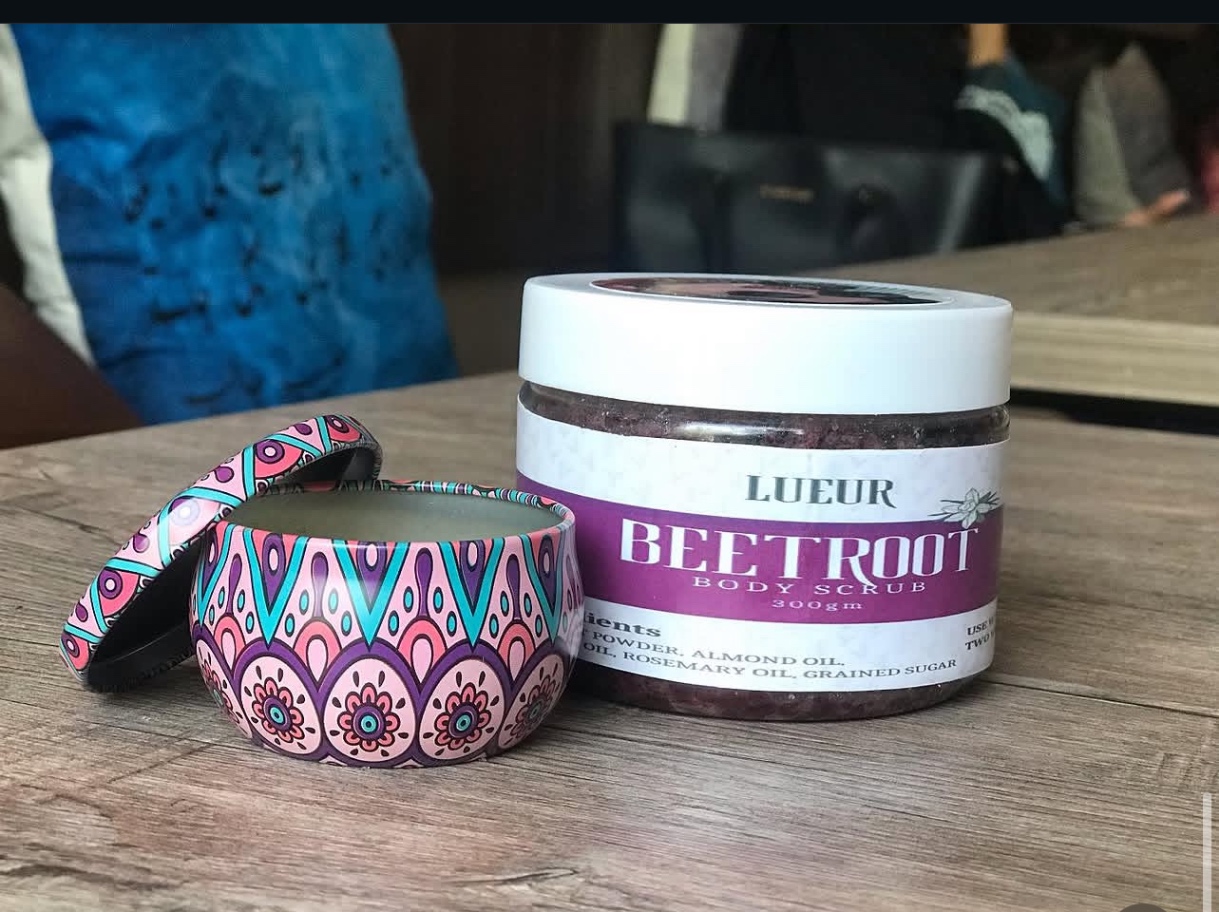 LUEUR Beetroot Scrub