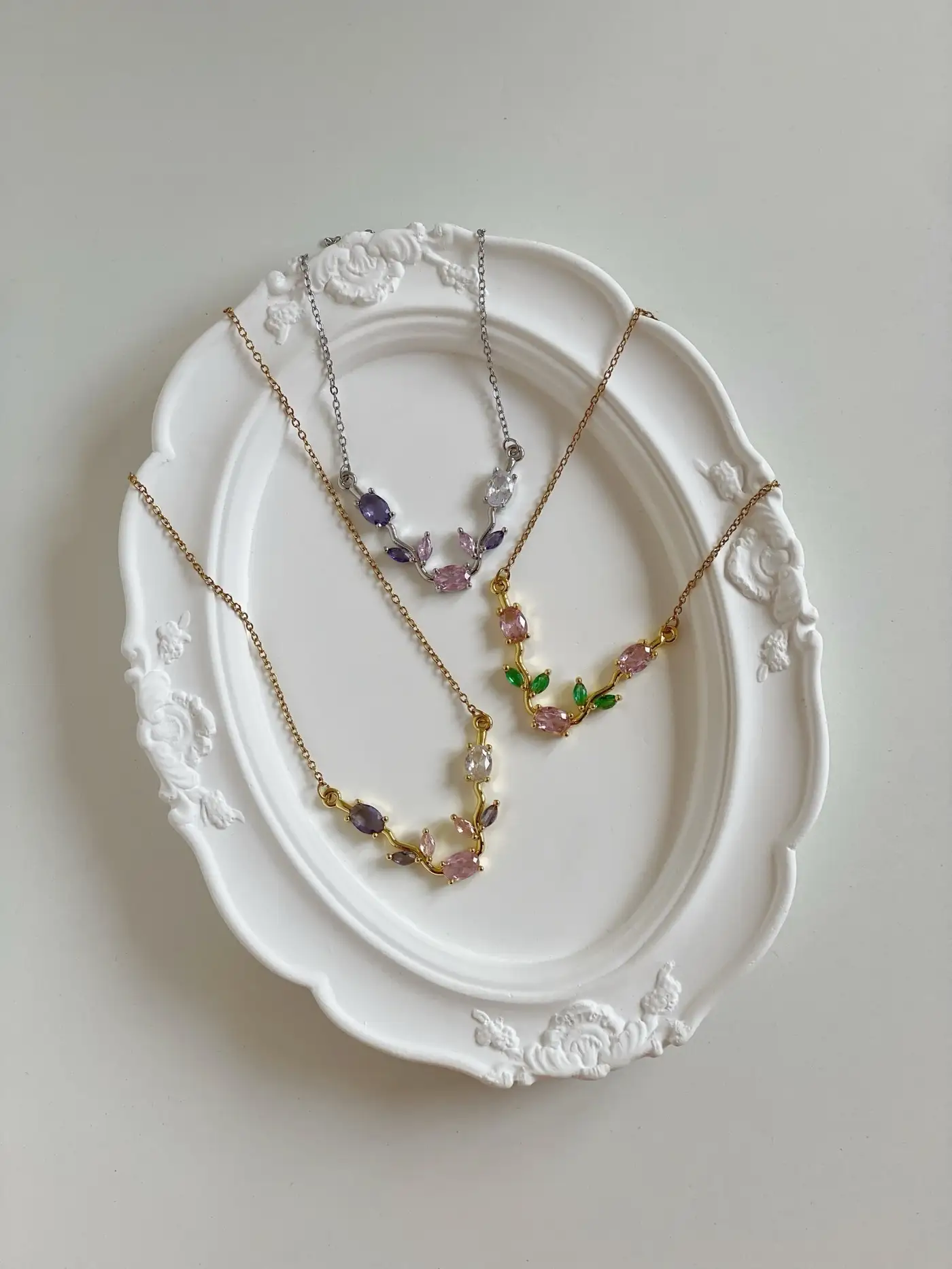Tulip Necklace