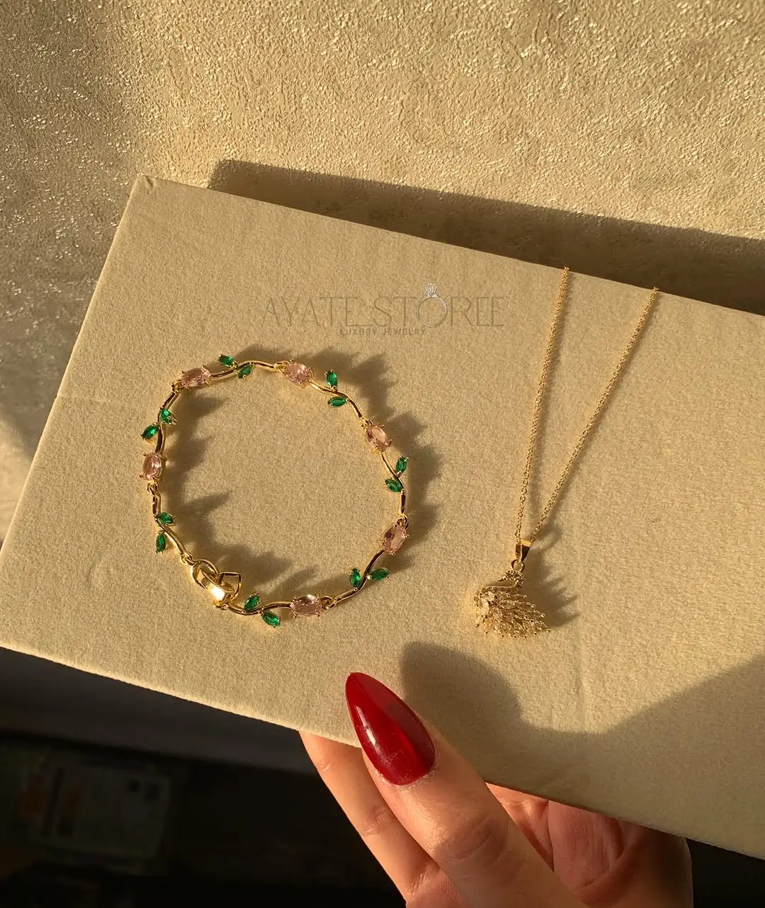 Tulip Necklace