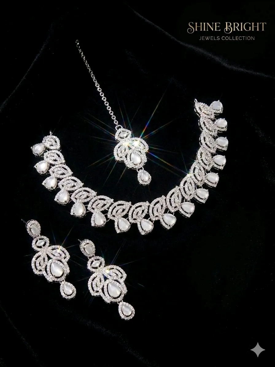 crystal 1 carat silver neckless
