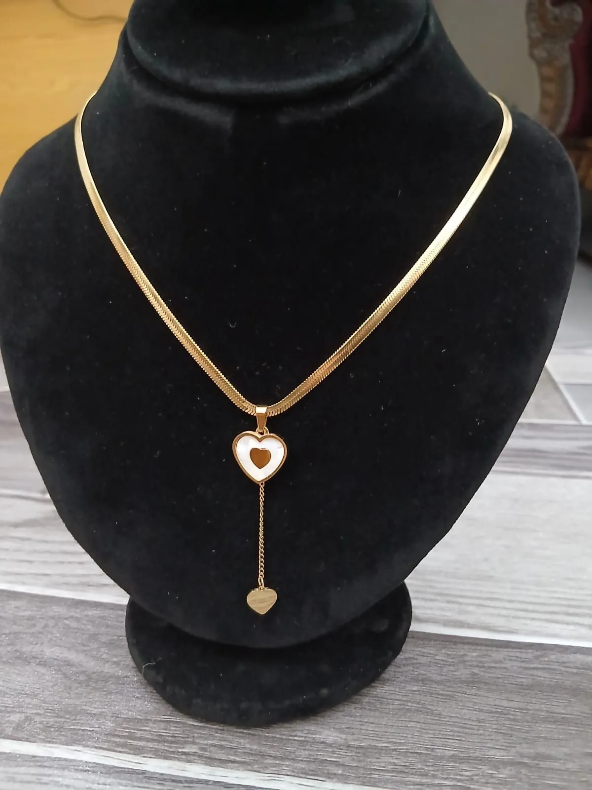 Golden Stainless Steel Chain With White Heart Locket