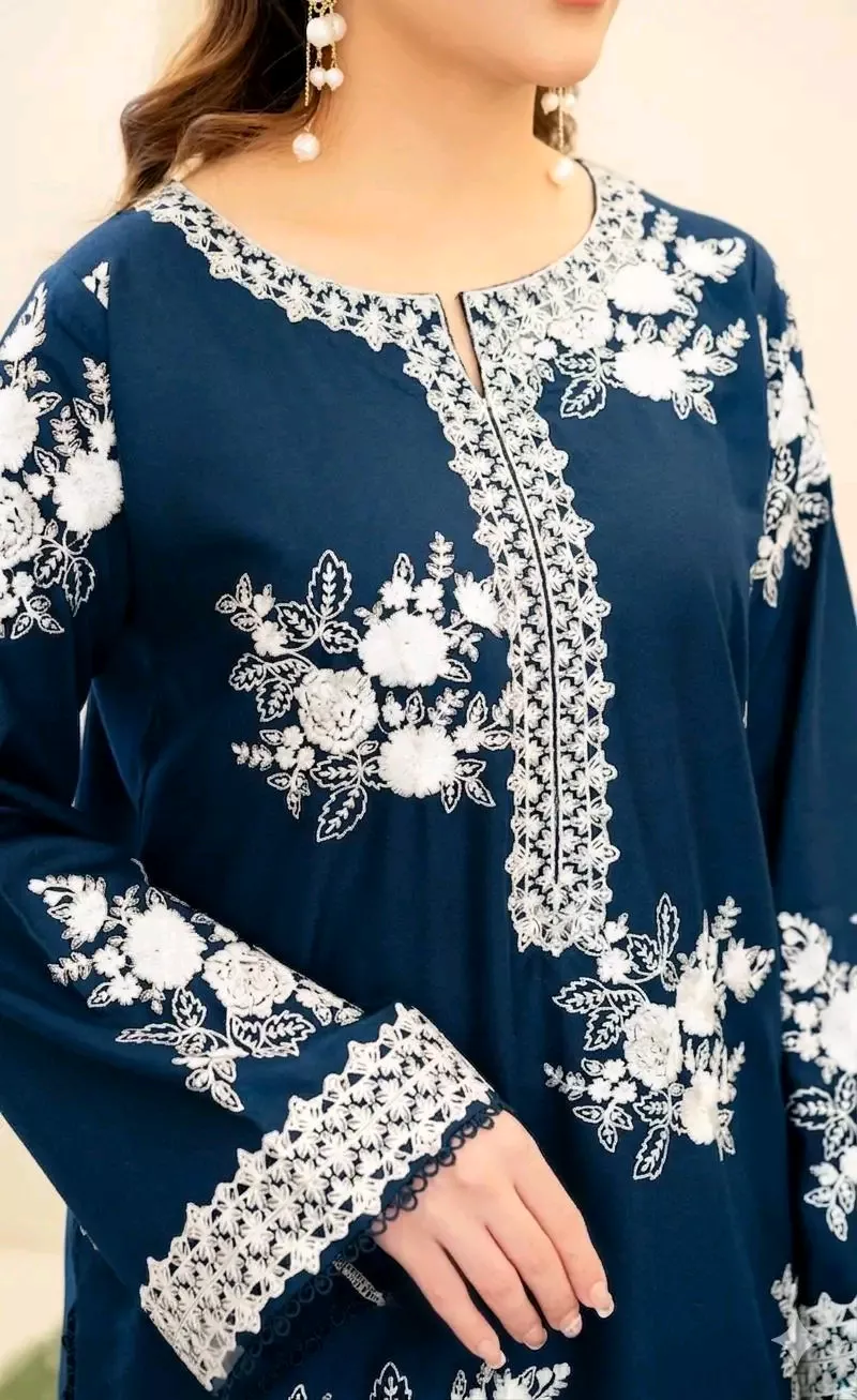 Woman's Unstitched Embroidered Suit