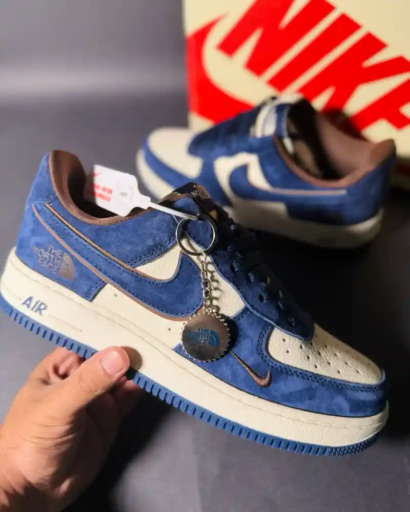 Nike Af1 x TNF - Blue Suede