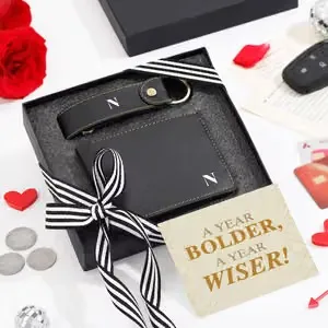 Premium gifts with keychain and premium wallets