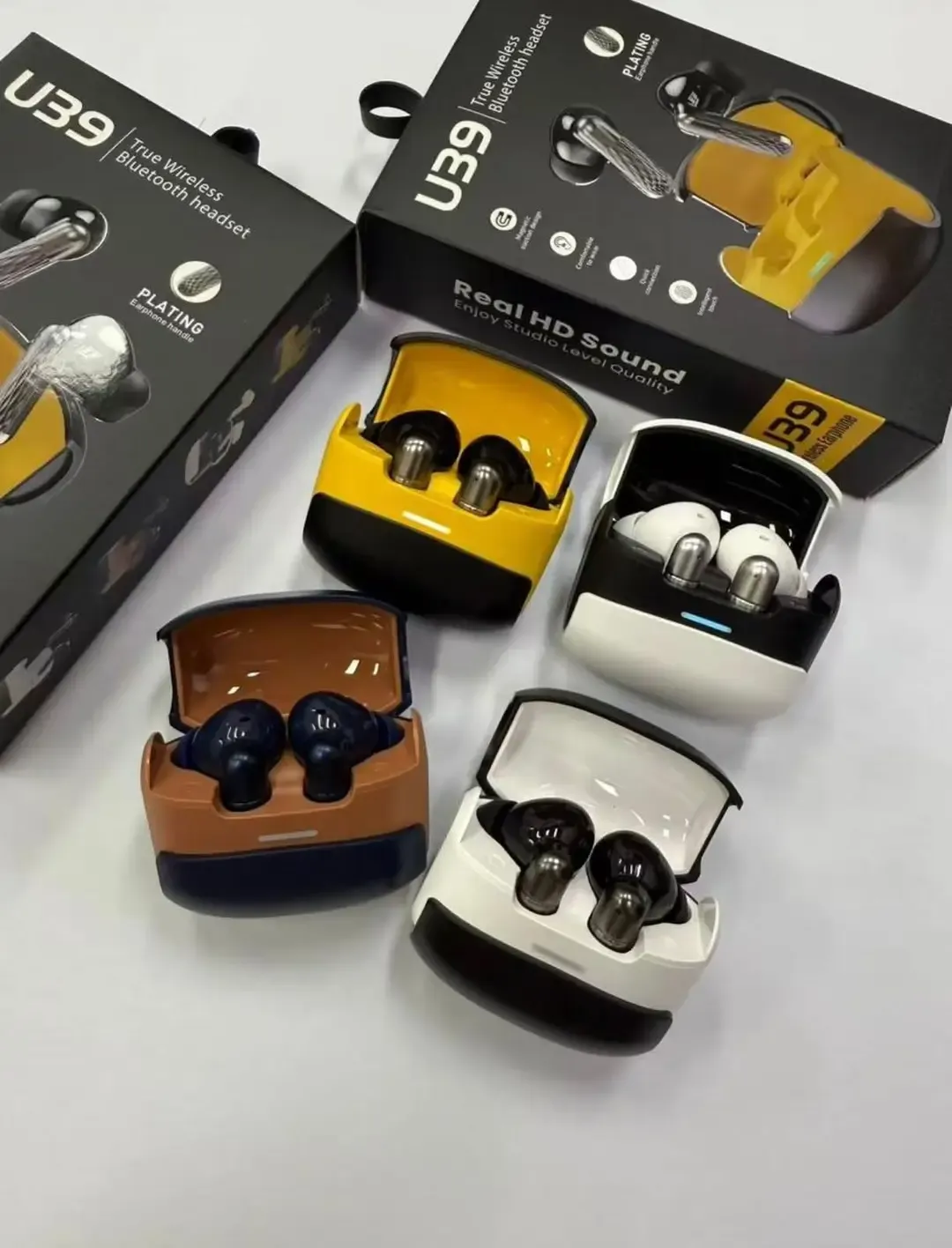 : 1 x Earbuds•Material: ABS Plastic•