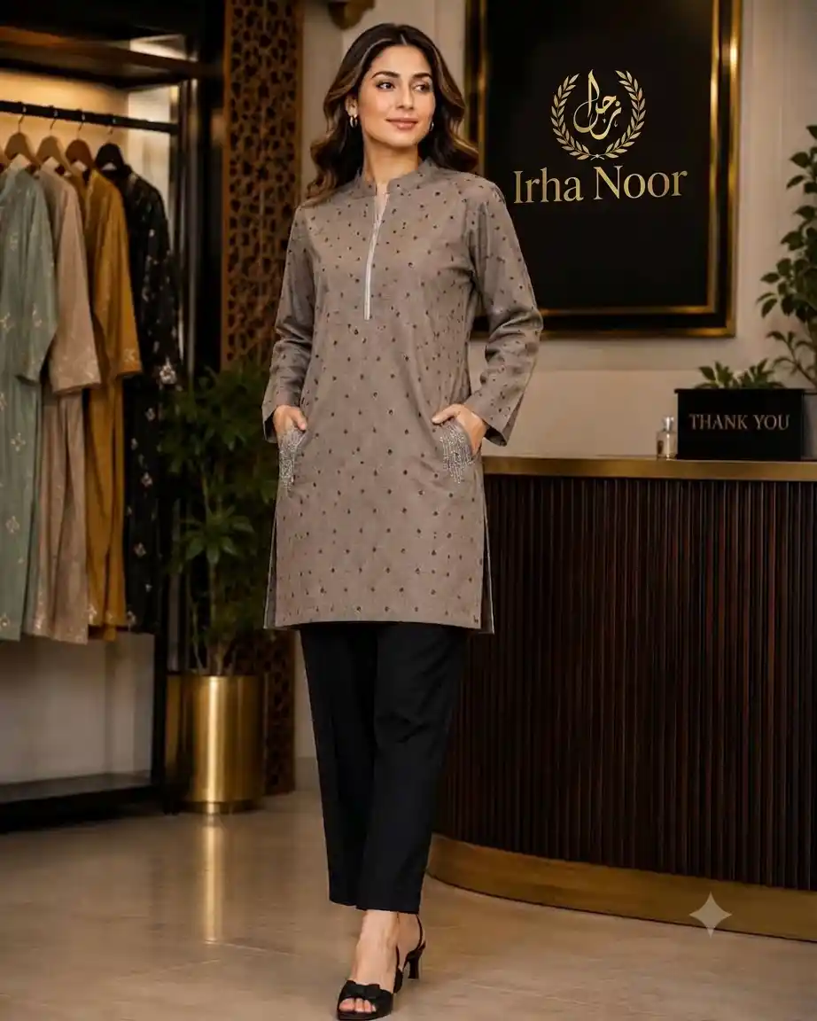 👗 Stylish Women’s Suit🌸